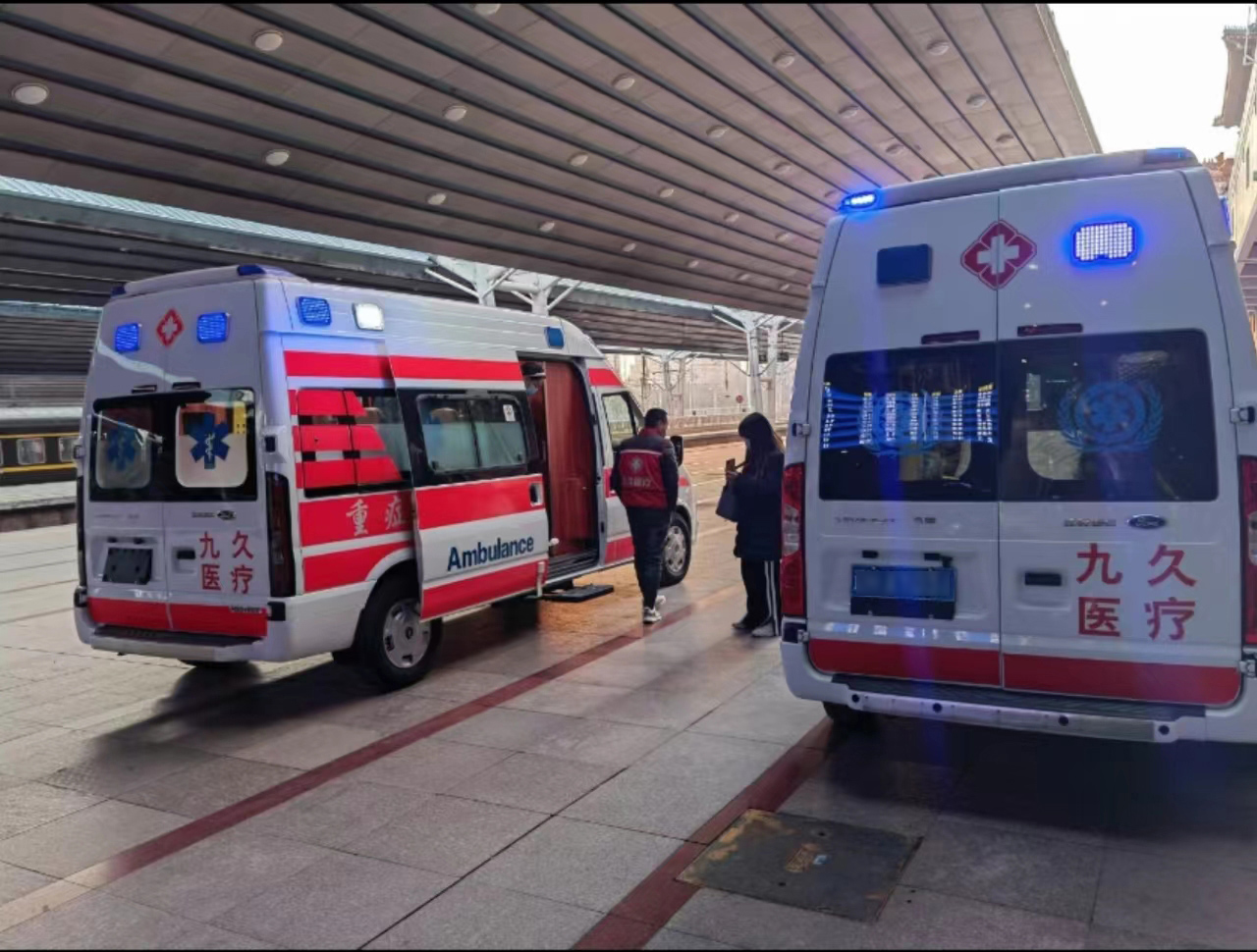 大石桥市救护车长途转运